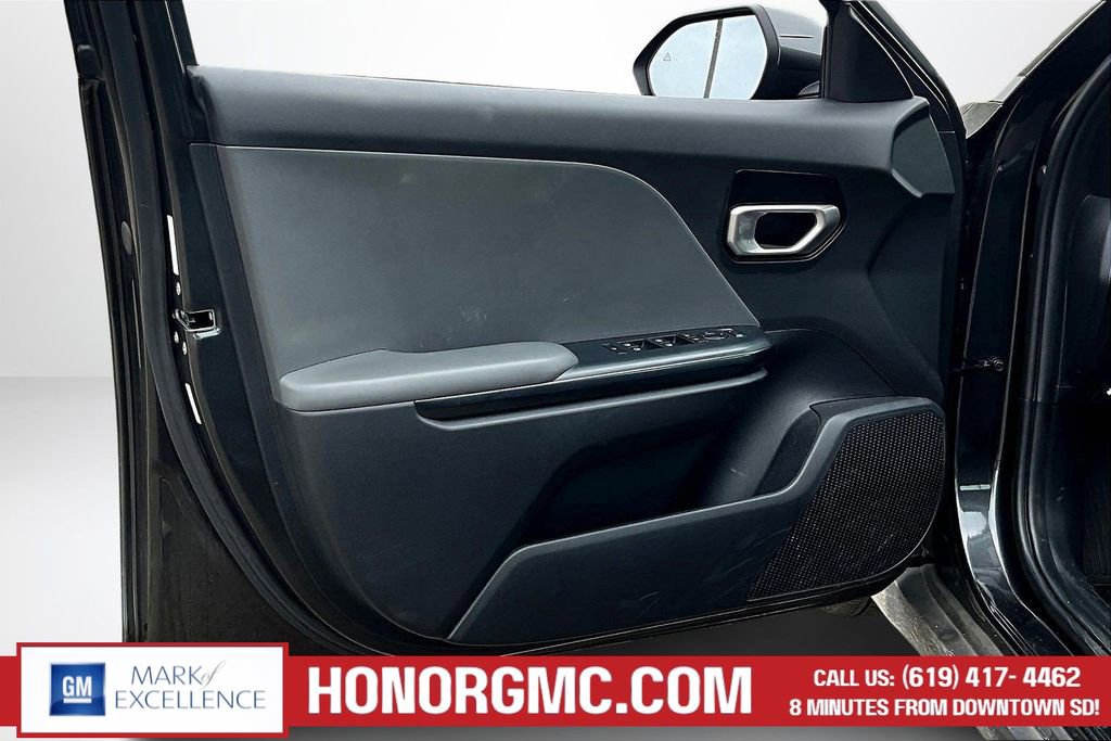 Used 2025 Kia K4 LXS image 18