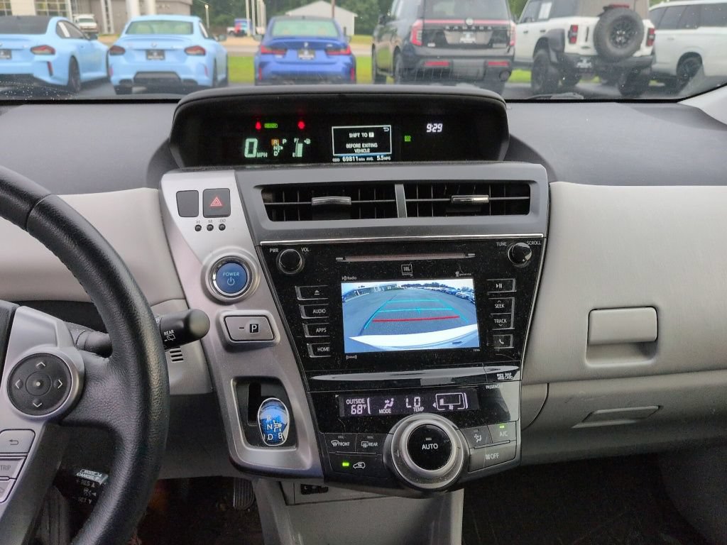 Used 2017 Toyota Prius V Two FWD image 9