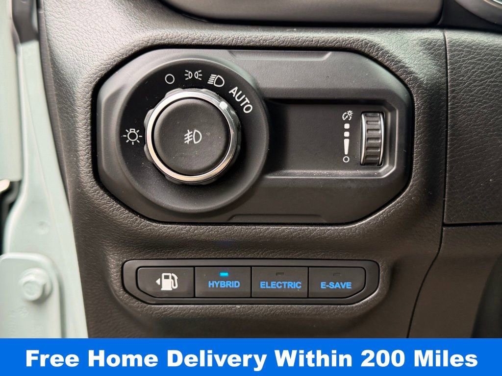 Used 2023 Jeep Wrangler Unlimited Rubicon 4xe image 29