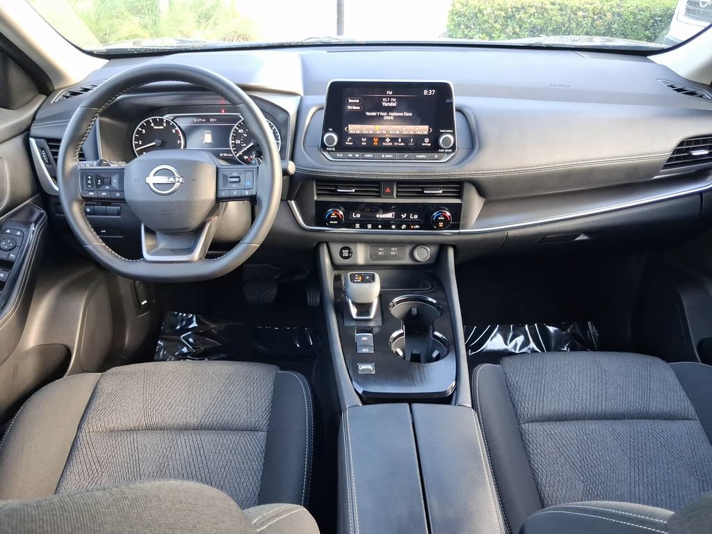 Used 2026 Nissan Rogue SV FWD image 25