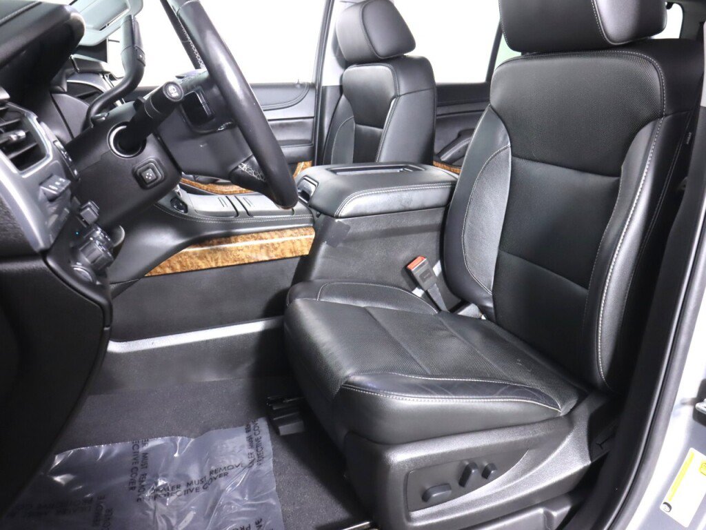 Used 2019 Chevrolet Tahoe Premier AWD/4WD image 35