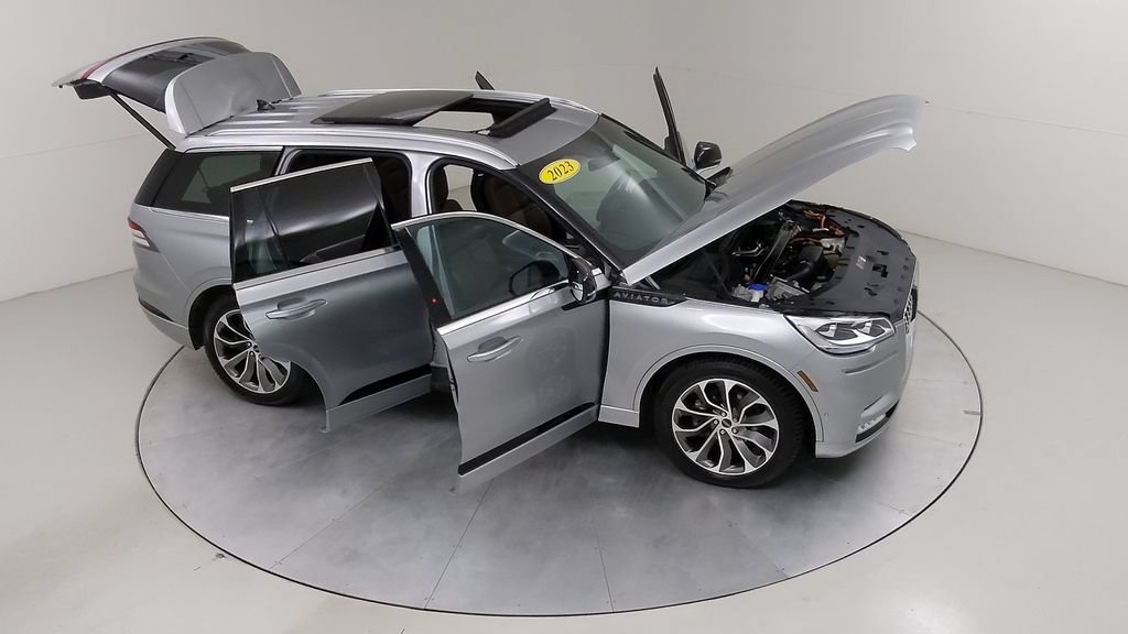 Used 2023 Lincoln Aviator Grand Touring w/ Equipment Group 301A AWD/4WD image 53