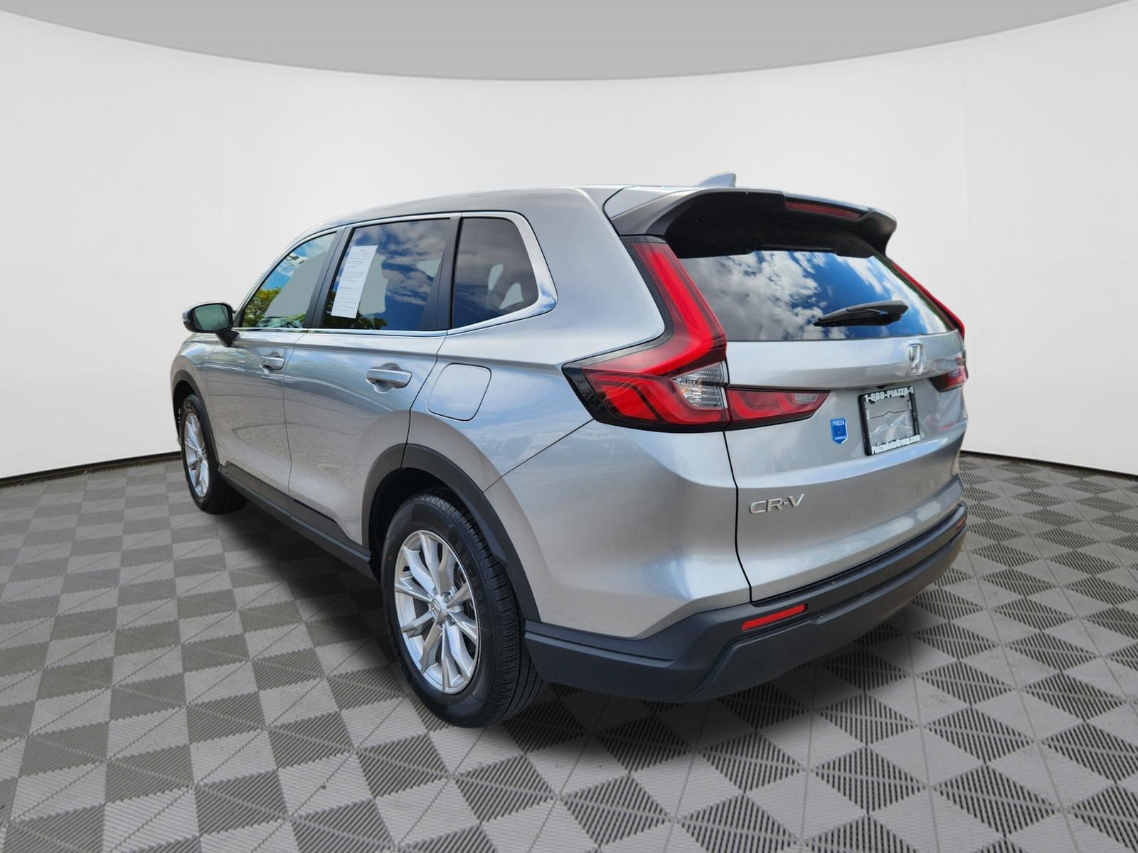 Certified 2023 Honda CR-V EX image 3