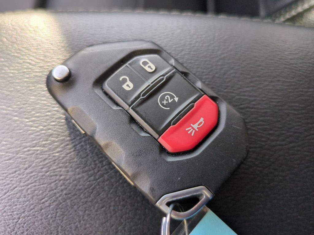 Used 2021 Jeep Wrangler Unlimited Sahara w/ Cold Weather Group AWD/4WD image 36