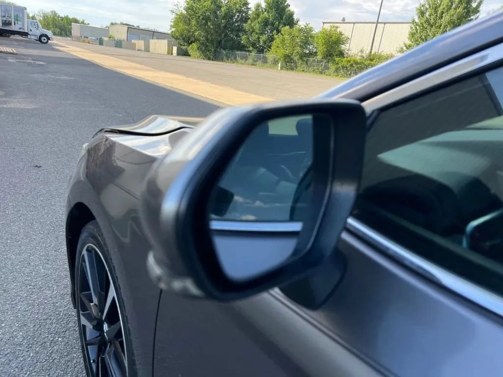 Used 2018 Toyota Camry XSE FWD image 27