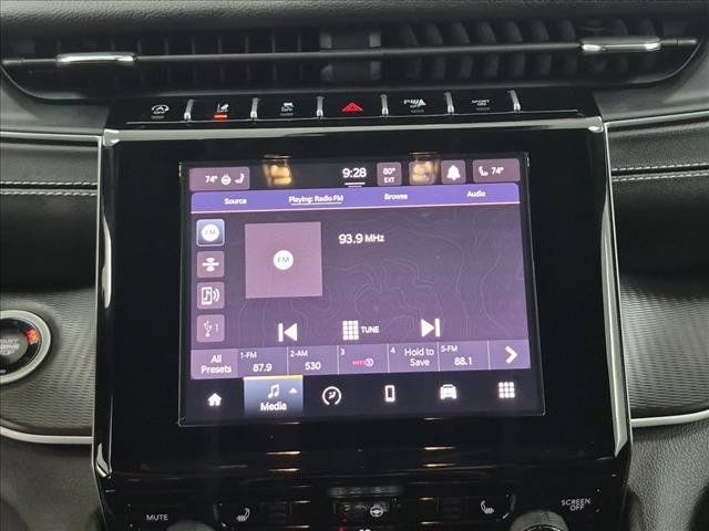 Certified 2025 Jeep Grand Cherokee Altitude AWD/4WD image 18