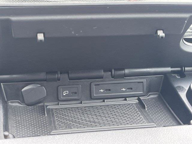 Used 2020 Mercedes-Benz Sprinter 4500 w/ Premium Plus Package image 15