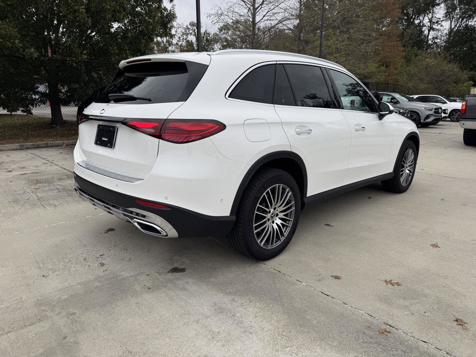 Certified 2025 Mercedes-Benz GLC 300 image 27
