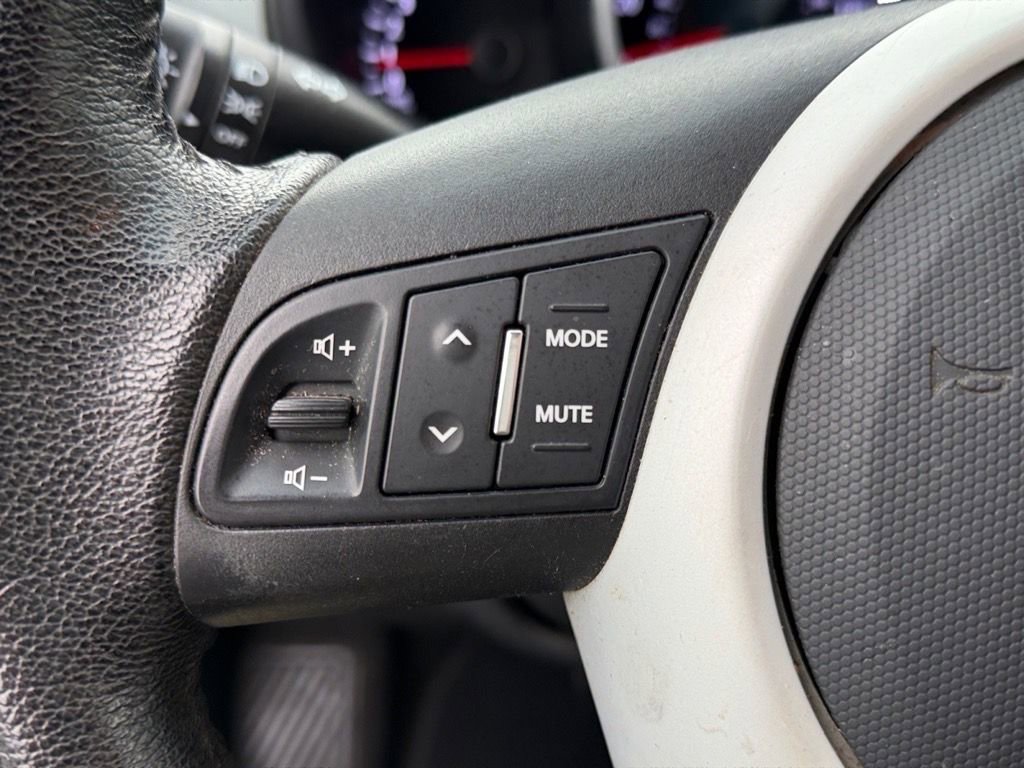 Used 2012 Kia Soul + image 14