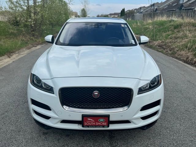 Used 2018 Jaguar F-PACE Premium image 3