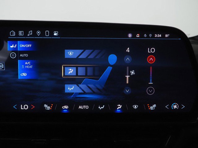 Used 2024 Chevrolet Equinox EV RS image 43