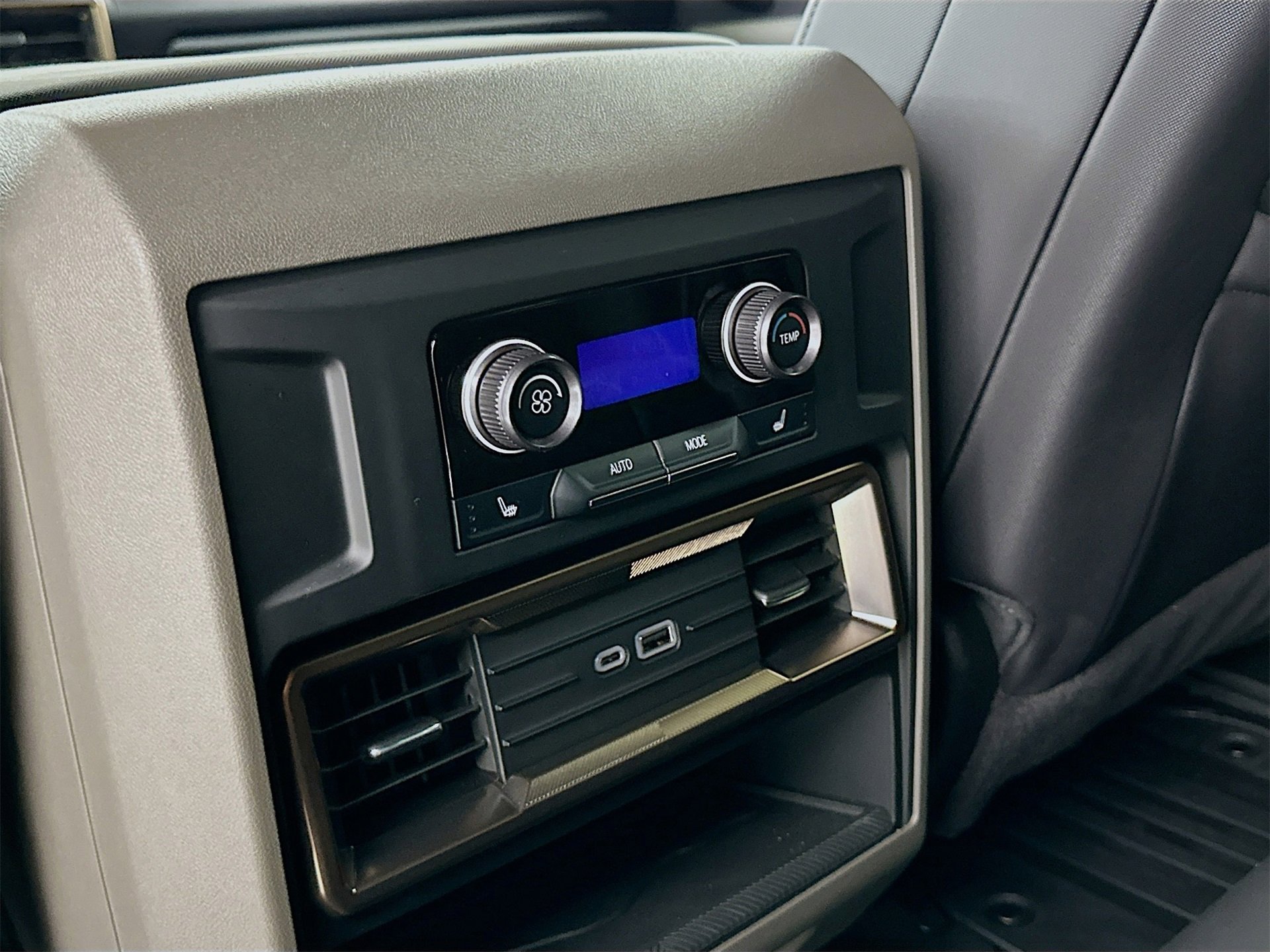 Used 2025 GMC Hummer EV 2X w/ LPO, Sport Package image 27