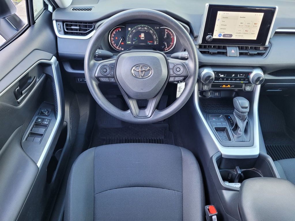 Used 2025 Toyota RAV4 LE image 10