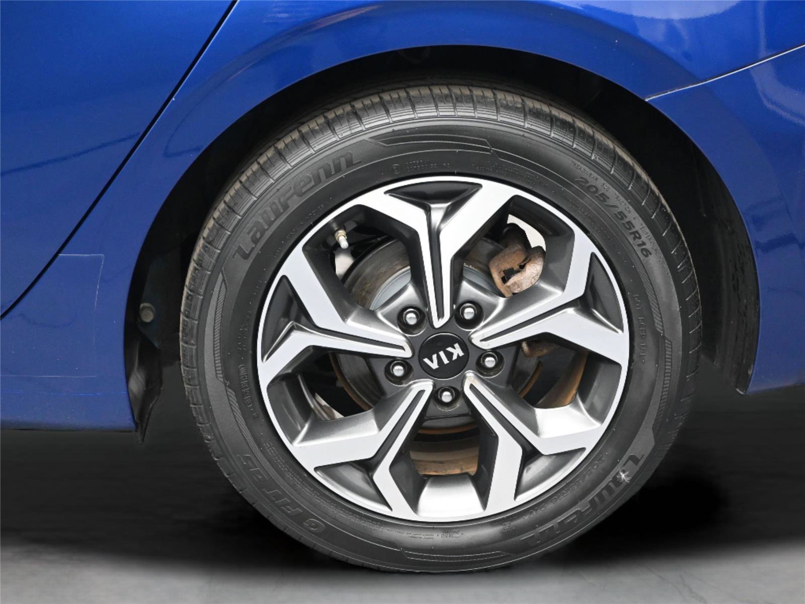 Used 2021 Kia Forte LXS image 10