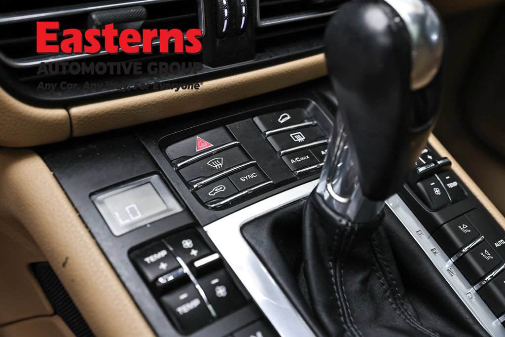Used 2021 Porsche Macan AWD/4WD image 20