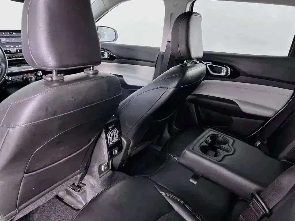 Used 2022 Jeep Compass Limited AWD/4WD image 89