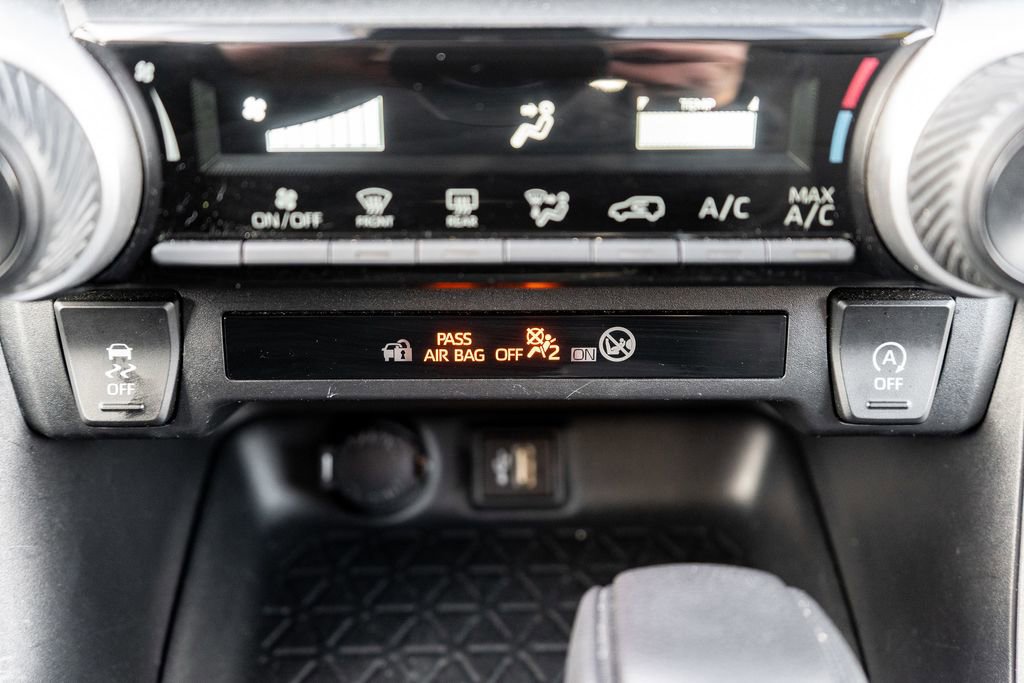 Certified 2024 Toyota RAV4 LE image 27