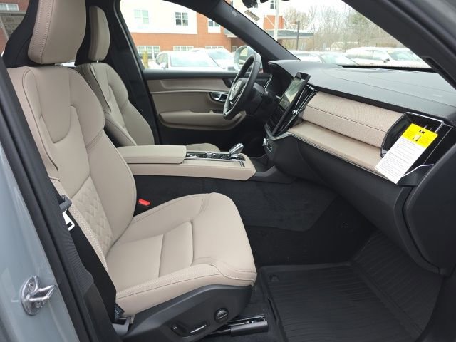 New 2026 Volvo XC90 B6 Plus w/ Protection Package Premier image 14