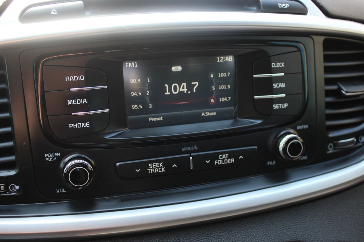 Used 2016 Kia Sorento LX AWD/4WD image 16