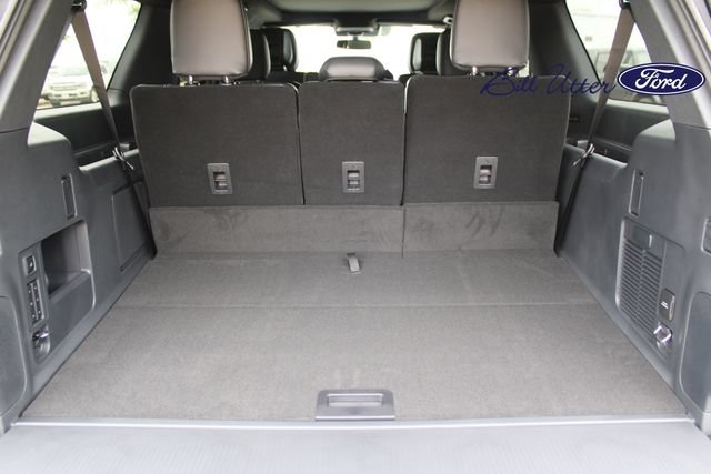 New 2026 Ford Expedition Max Platinum w/ Stealth Appearance Package AWD/4WD image 6