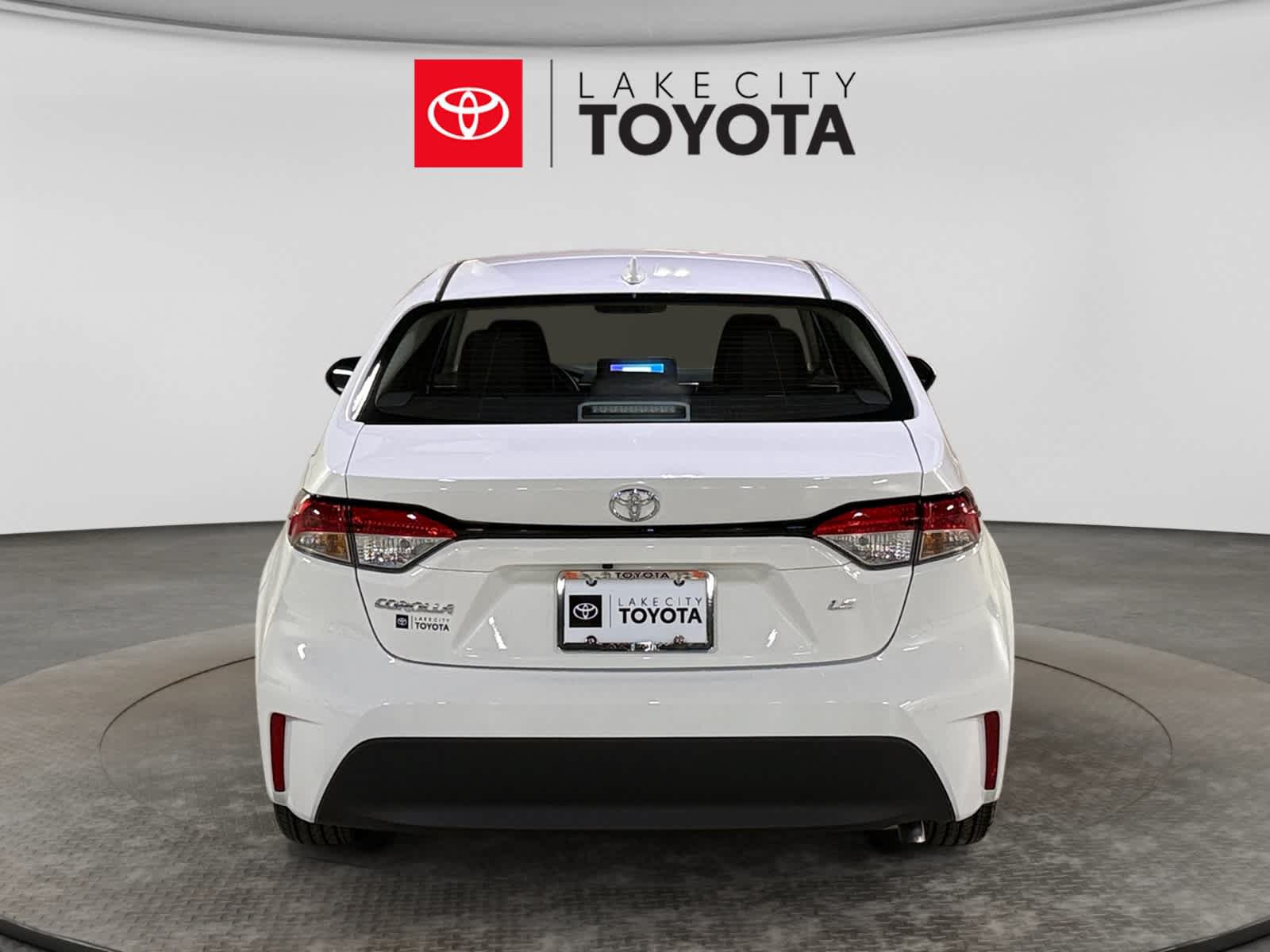 New 2026 Toyota Corolla LE FWD image 5