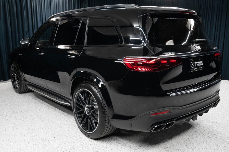 New 2026 Mercedes-Benz GLS 63 AMG 4MATIC image 7