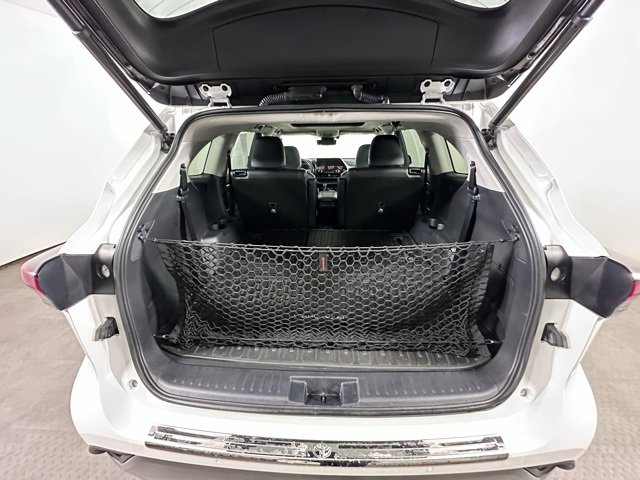 Used 2023 Toyota Highlander Platinum image 15