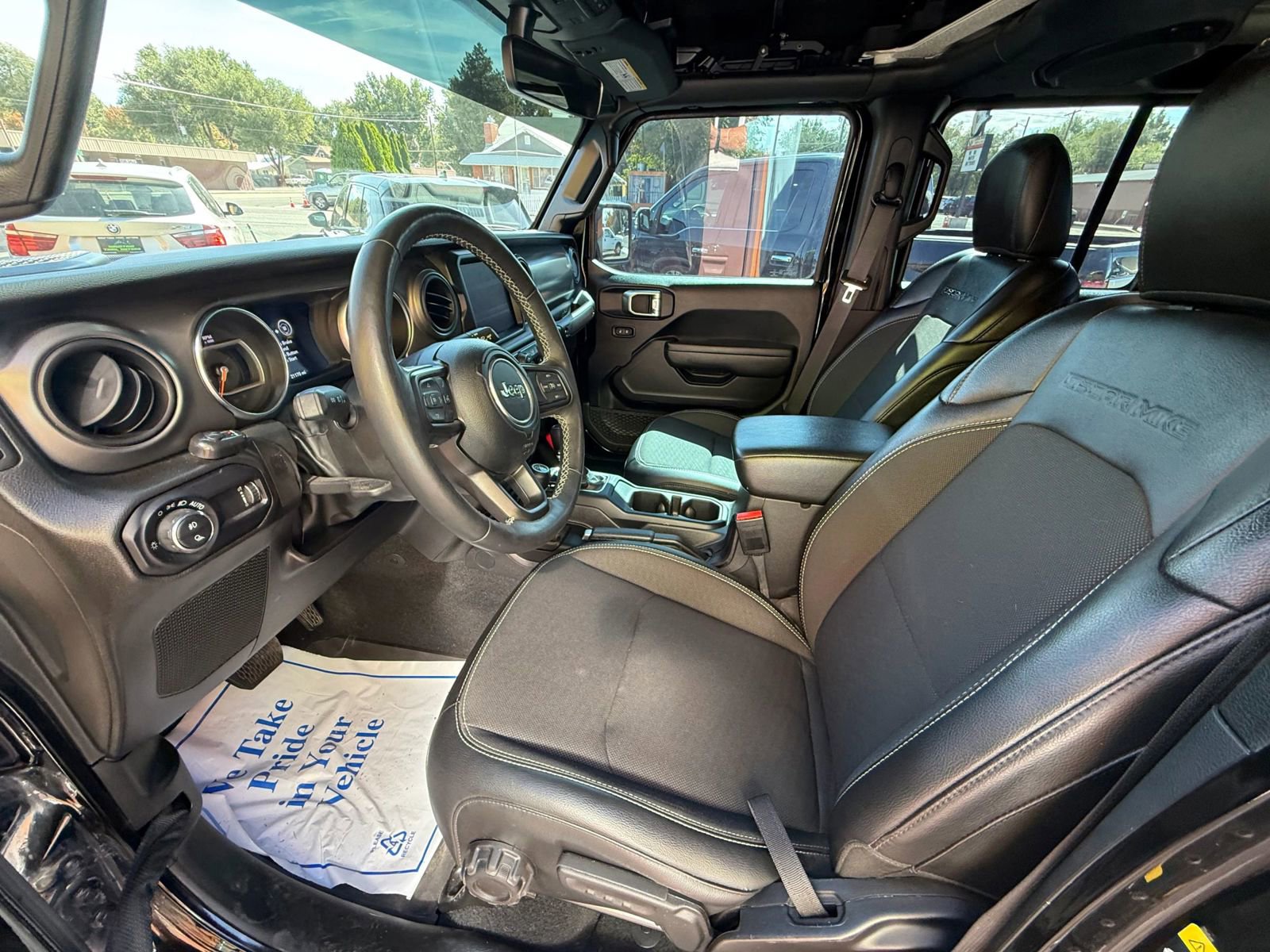 Used 2023 Jeep Gladiator Sport image 17
