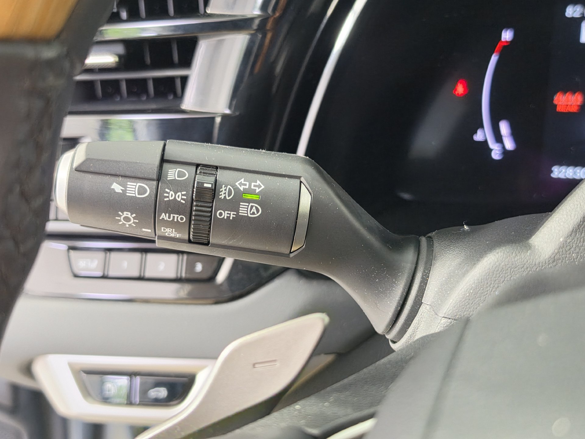 Used 2024 Lexus RX 350 FWD w/ Convenience Package image 11