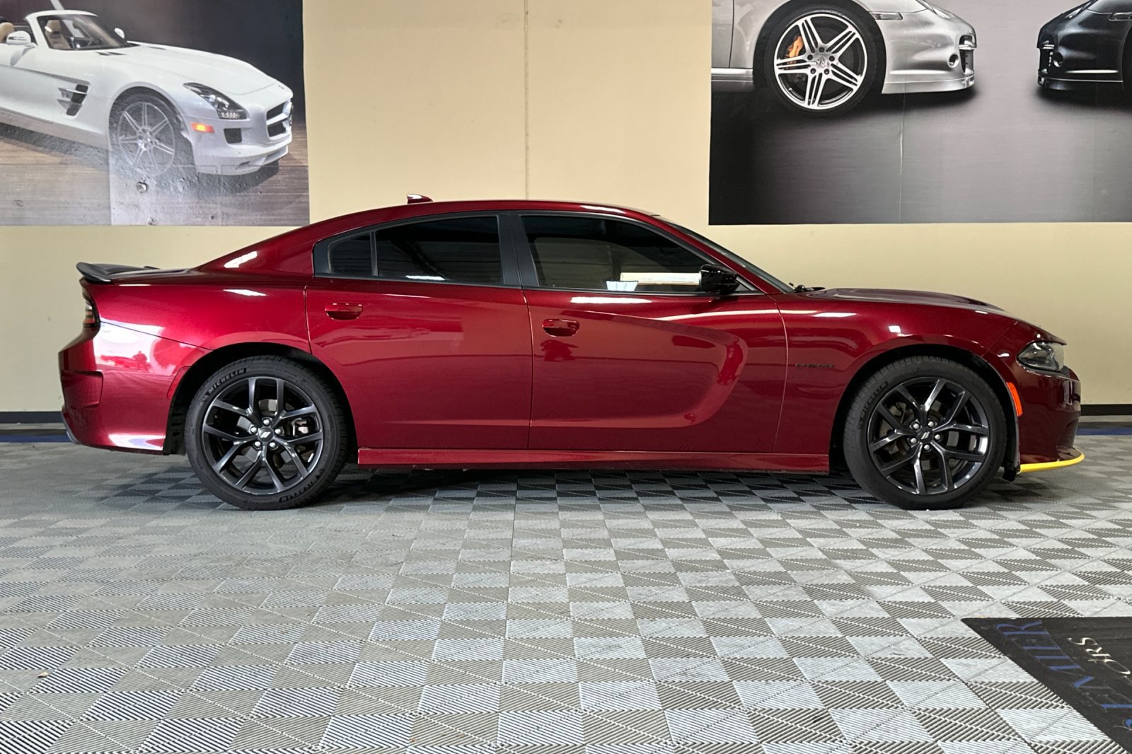 Used 2021 Dodge Charger R/T w/ Blacktop Package image 3