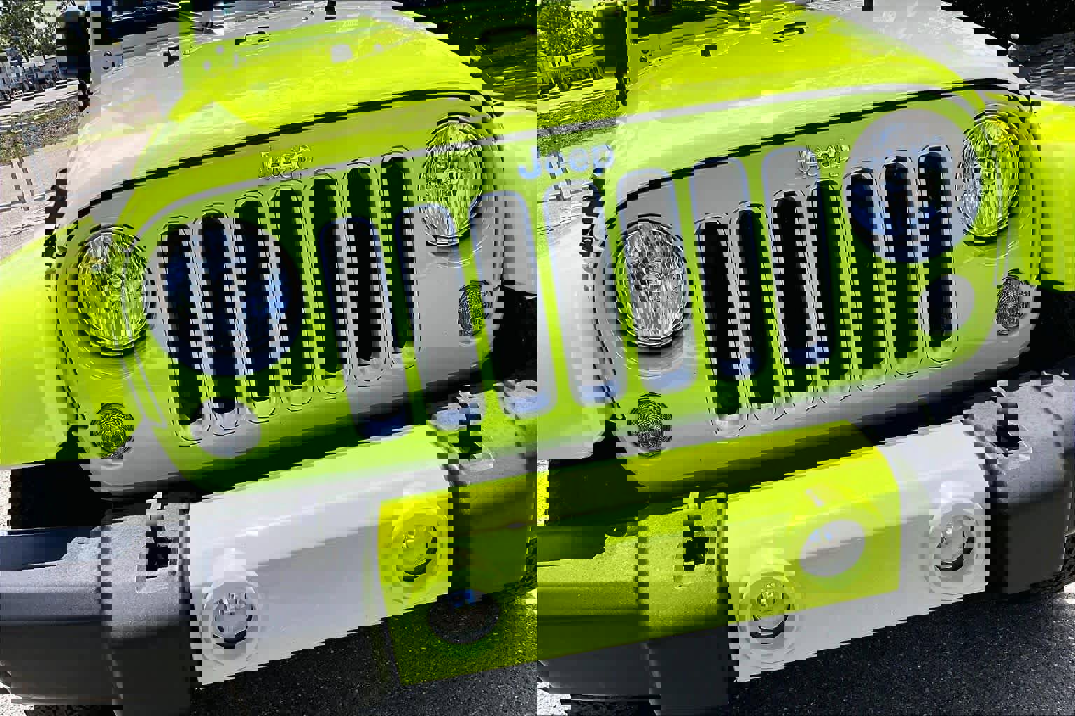 Used 2016 Jeep Wrangler Unlimited Sahara w/ Max Tow Package image 27