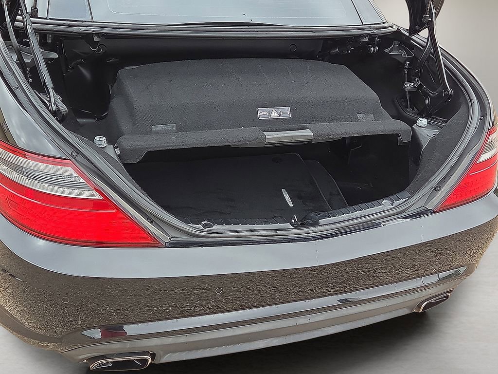 Used 2014 Mercedes-Benz SLK 250 image 17
