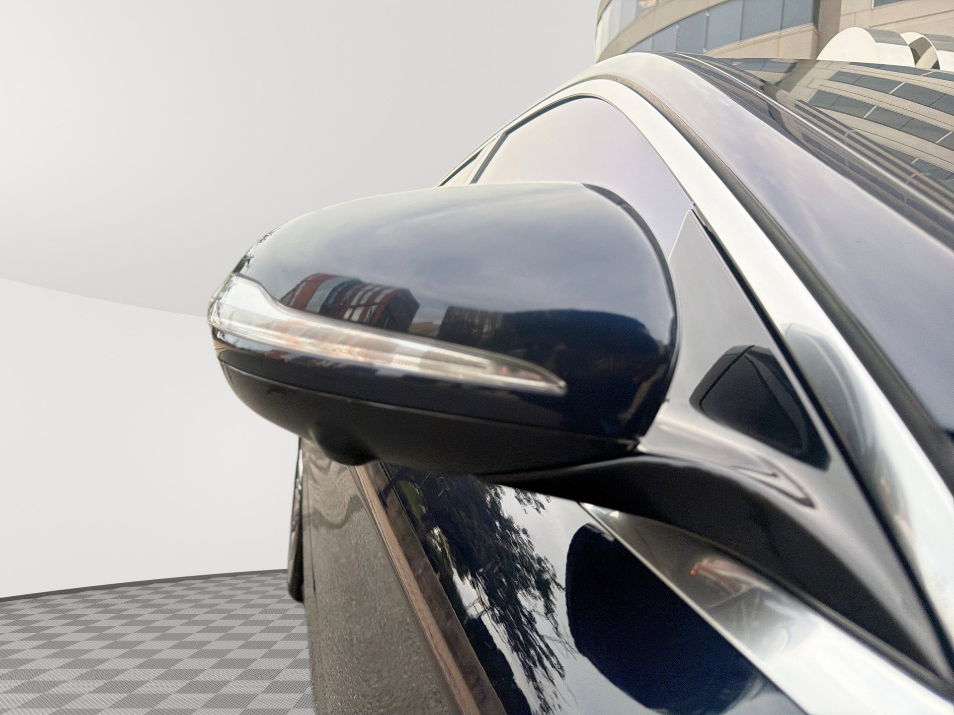 Used 2019 Mercedes-Benz S 560 Sedan image 46