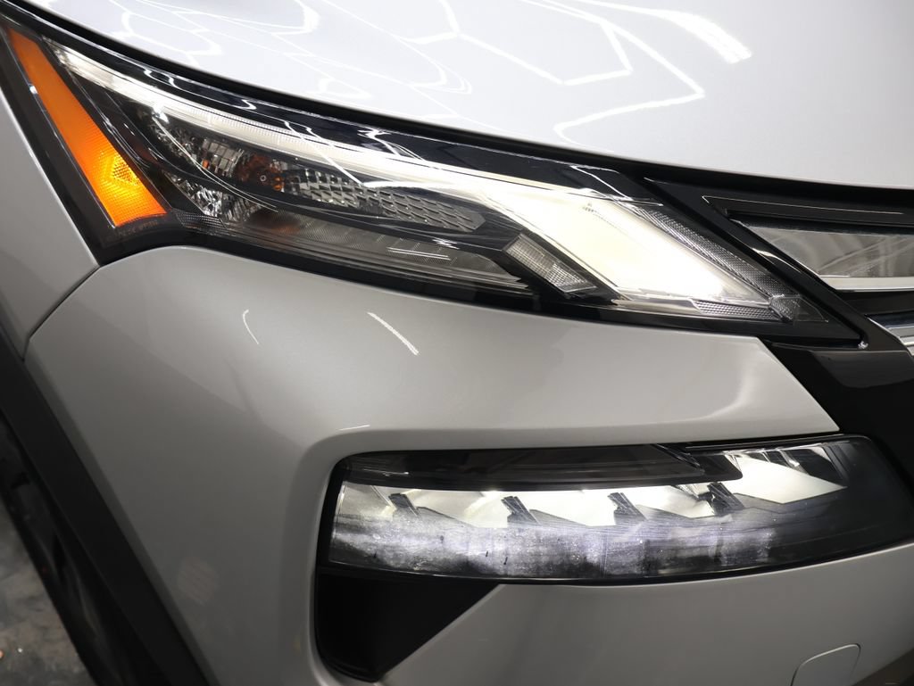 Used 2024 Nissan Rogue SV AWD/4WD image 27