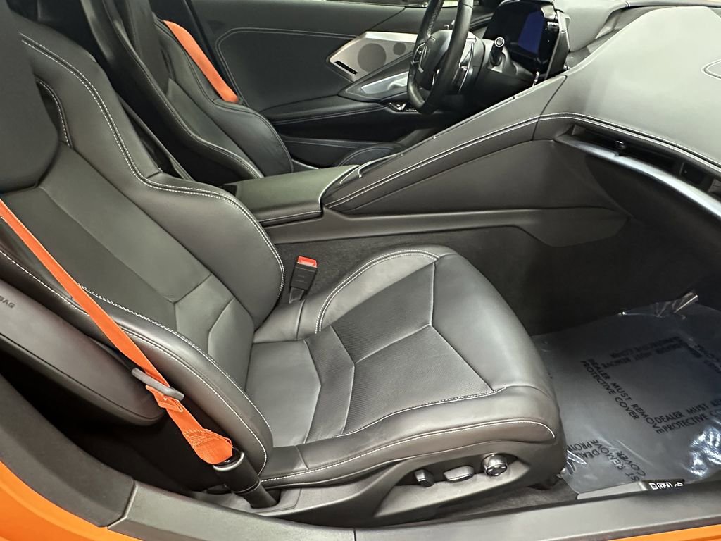 Used 2022 Chevrolet Corvette Stingray Preferred Cpe w/ Z51 Performance Package image 17