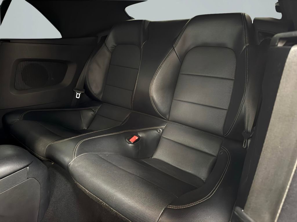 Used 2019 Ford Mustang Premium image 17