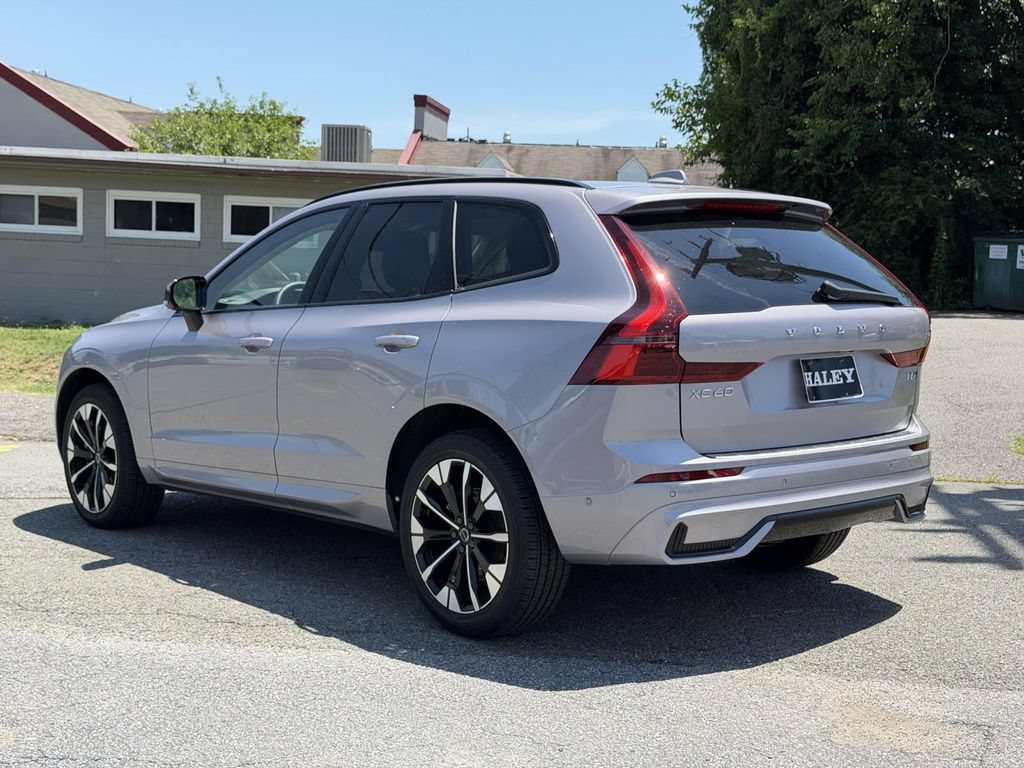 New 2026 Volvo XC60 B5 Plus w/ Protection Package Premier AWD/4WD image 21