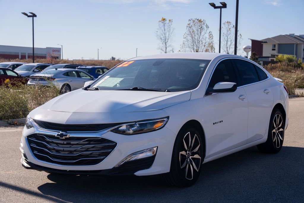 Used 2022 Chevrolet Malibu RS image 3