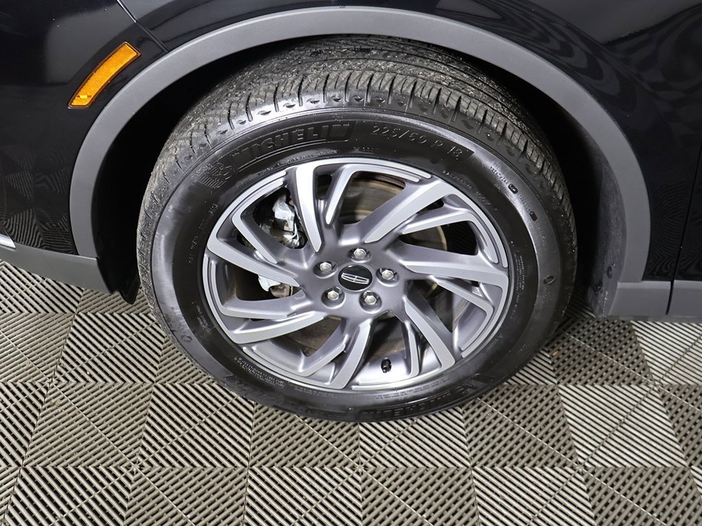 Used 2023 Lincoln Corsair AWD image 18