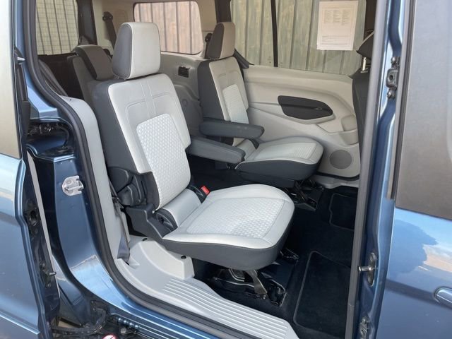 Used 2023 Ford Transit Connect XLT image 45