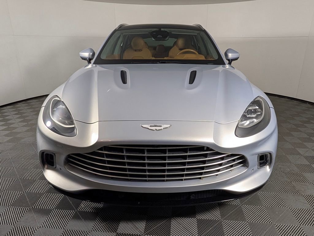Used 2021 Aston Martin DBX AWD/4WD image 10