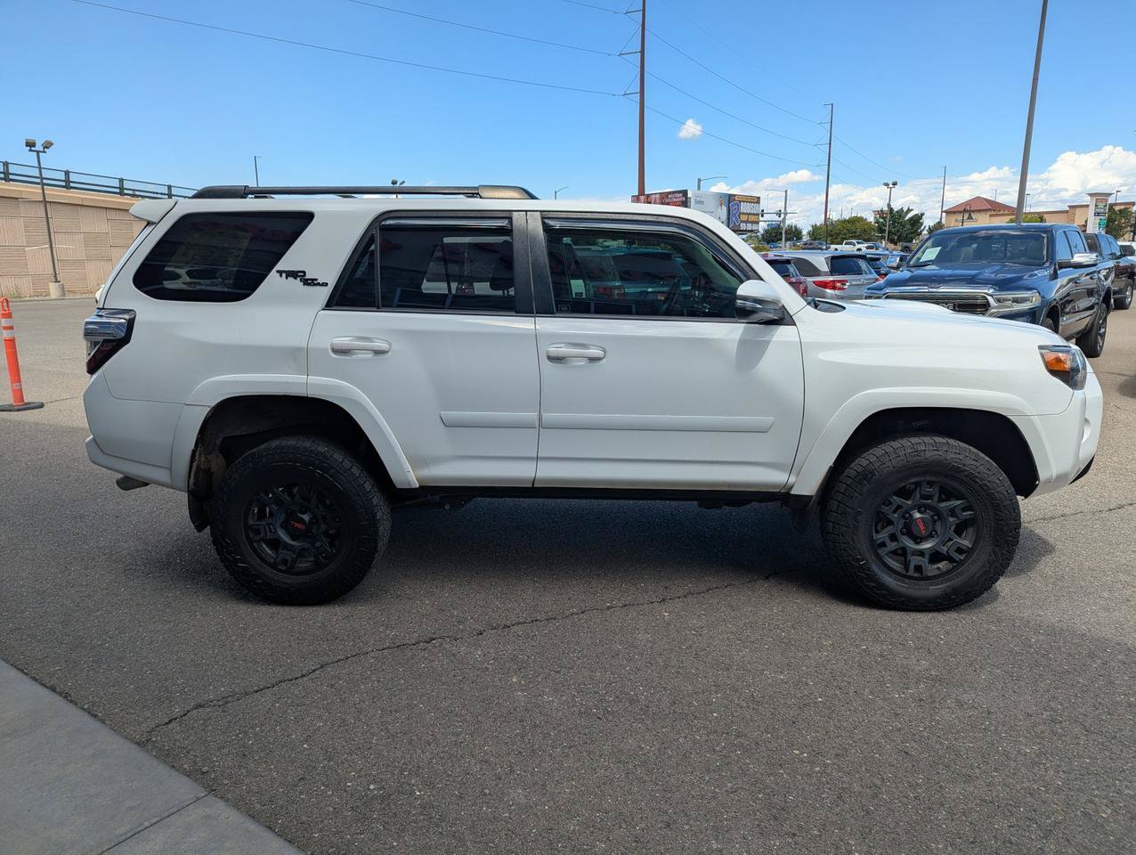 Used 2019 Toyota 4Runner TRD Off-Road Premium AWD/4WD image 6
