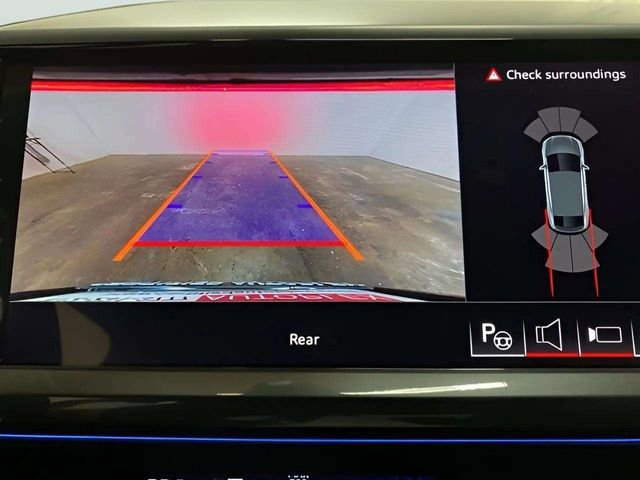 Used 2024 Audi Q4 e-tron Premium Plus w/ Premium Plus image 18