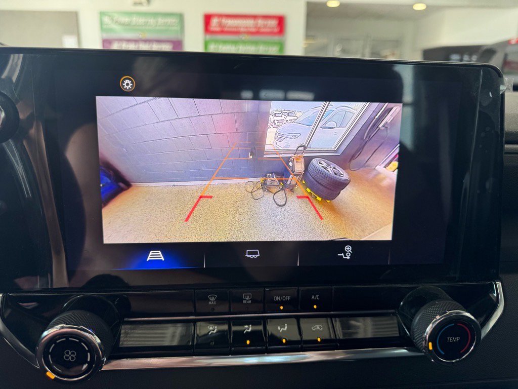 Used 2023 Chevrolet Colorado Trail Boss w/ Advanced Trailering Package image 22