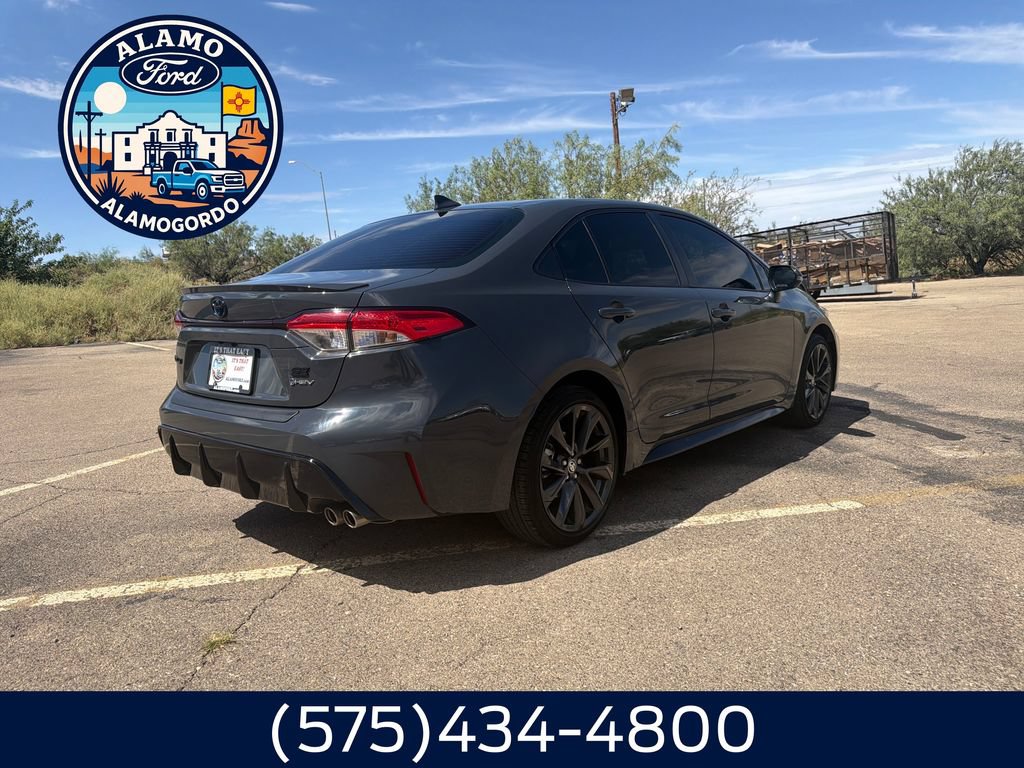 Used 2025 Toyota Corolla SE FWD image 5