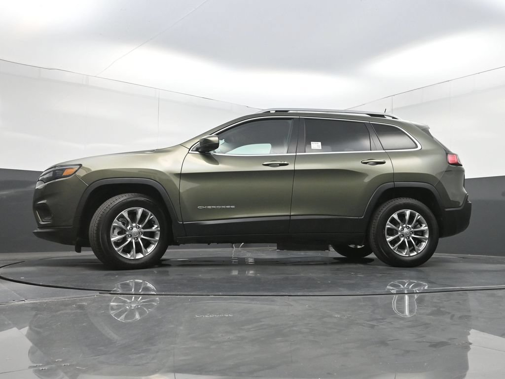 Used 2021 Jeep Cherokee Latitude Lux w/ Comfort/Convenience Group AWD/4WD image 26