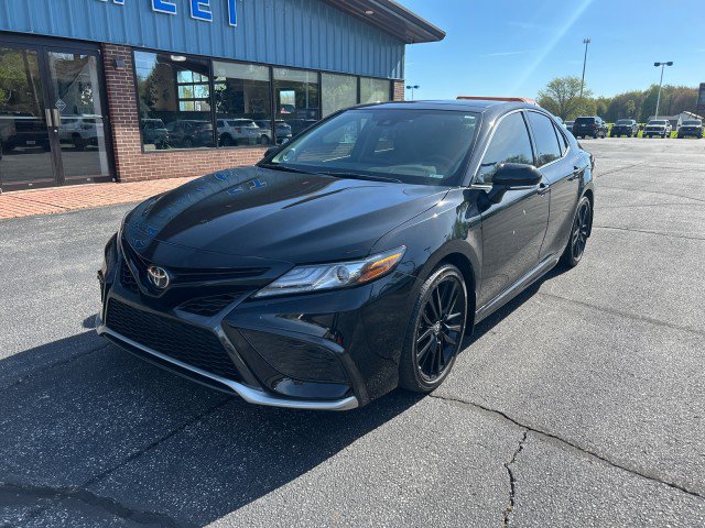 Used 2024 Toyota Camry XSE w/ Navigation Package FWD image 2