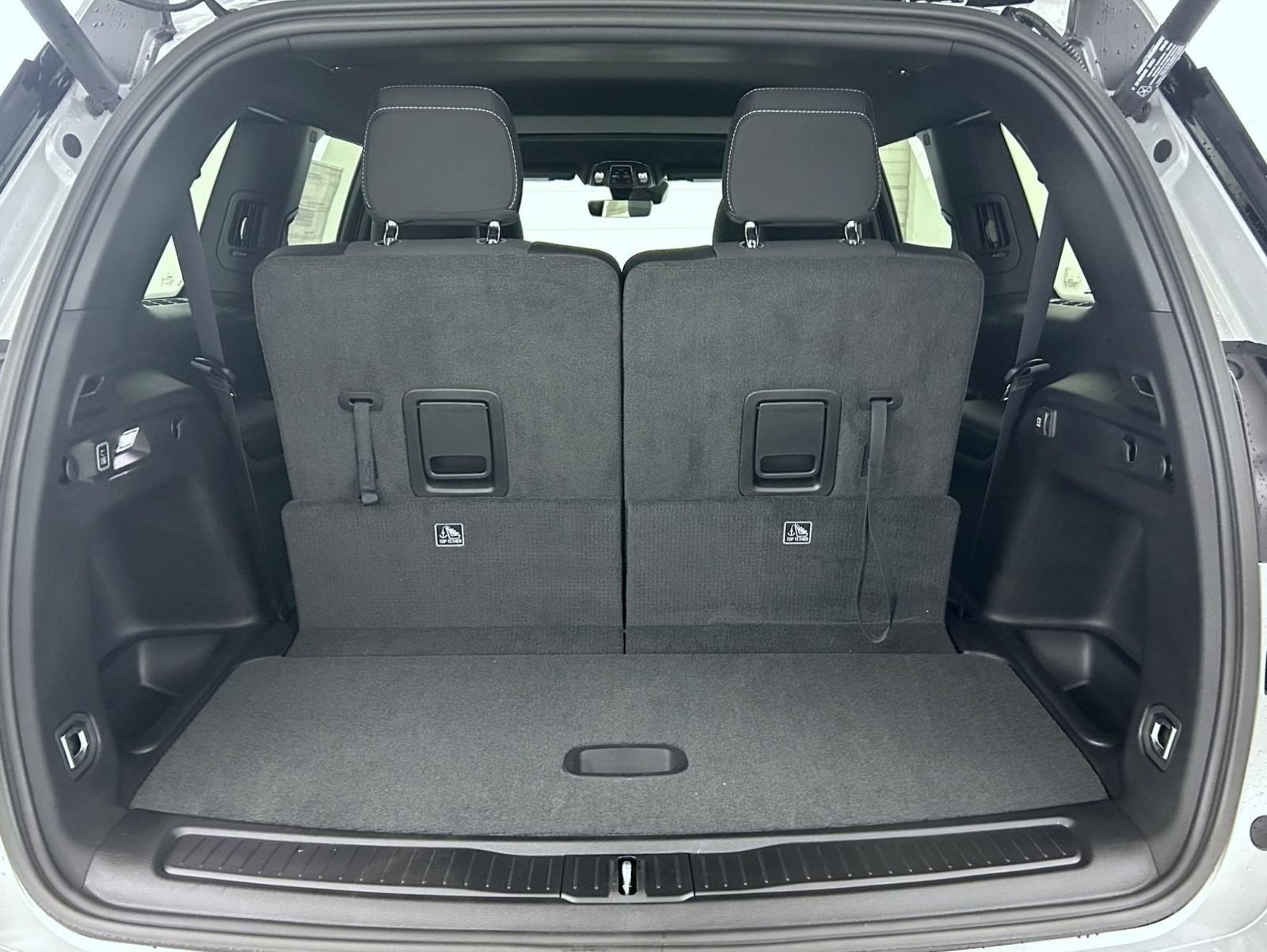 New 2026 Jeep Grand Cherokee L Laredo AWD/4WD image 24