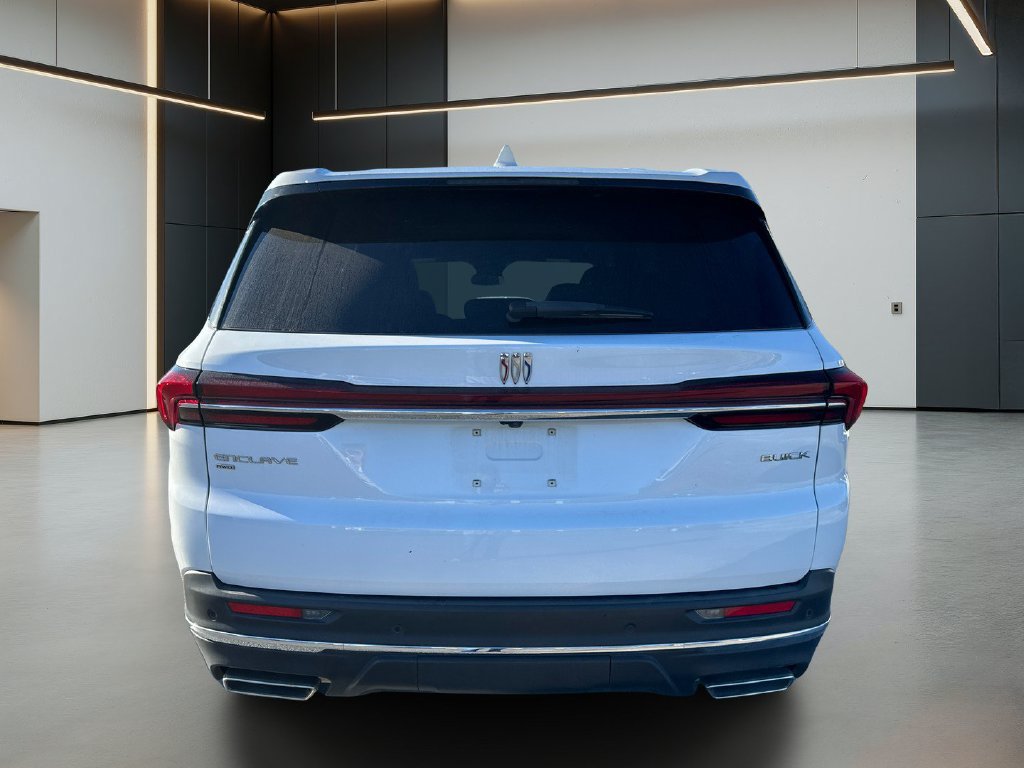Used 2025 Buick Enclave Preferred AWD/4WD image 5
