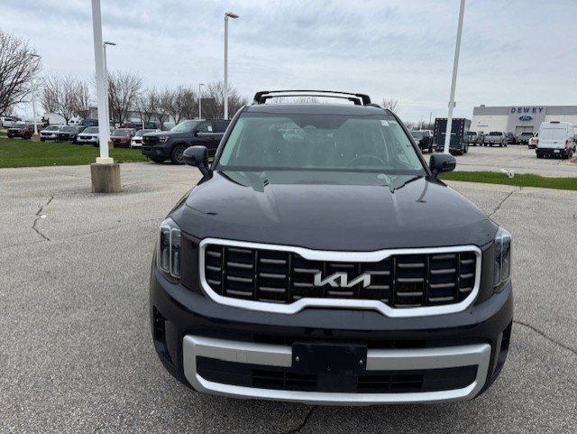 Used 2025 Kia Telluride S image 2
